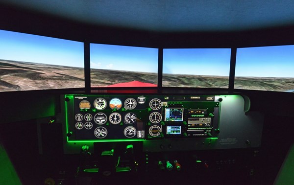 Unser Cessna-Simulator bietet ALLE Funktionen des Originals!